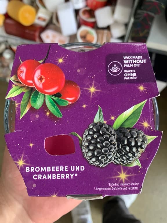 Glade (S.C. Johnson) Duftkerze Brombeere & Cranberry violett (ohne Palmöl)