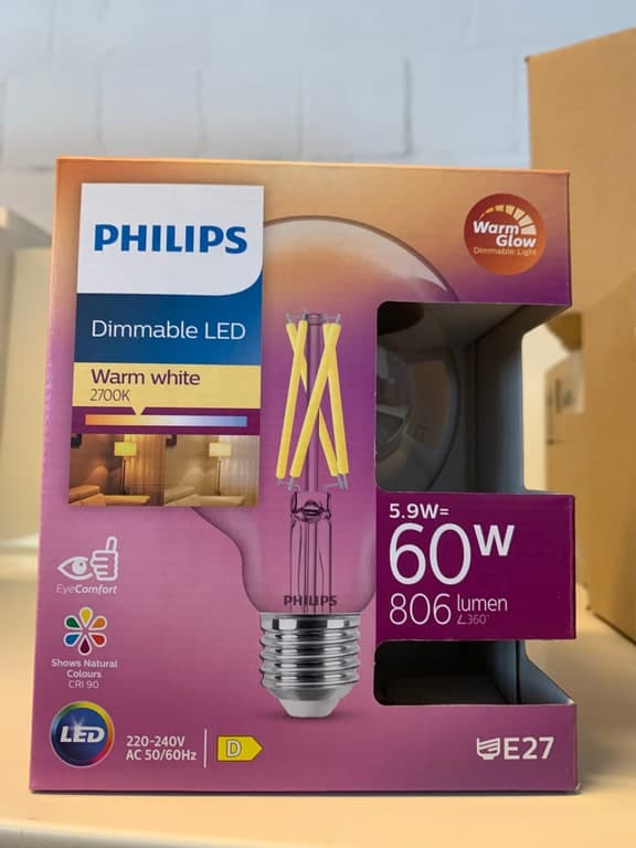 Philips Dimmable LED E27 Globe G93 Filament 5.9W (60W) 2700K Warmweiß 806lm CRI90
